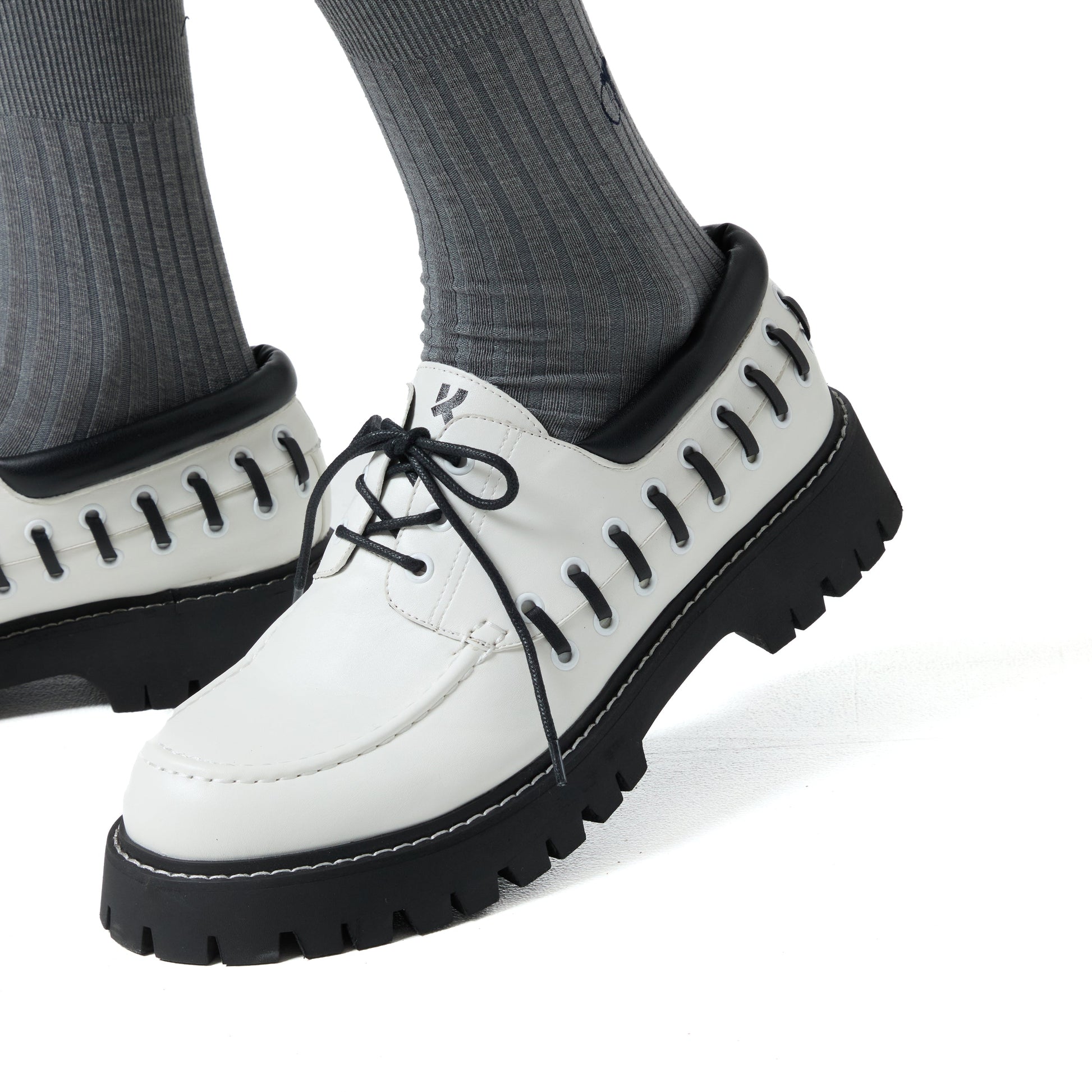 KOI_Tenar Men’s Boat Shoes_MWMOD2